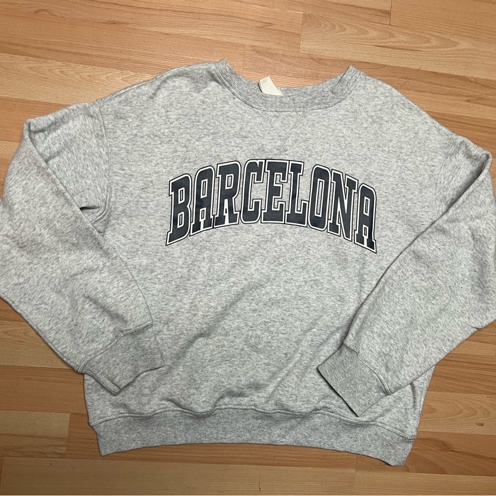 Gray Barcelona H & M women's Sweatshirt  size small